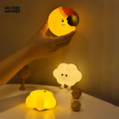 CUTE SILICONE LED NIGHT LIGHT USB RECHARGEABLE TOUCH CONTROL - STICKY MOON