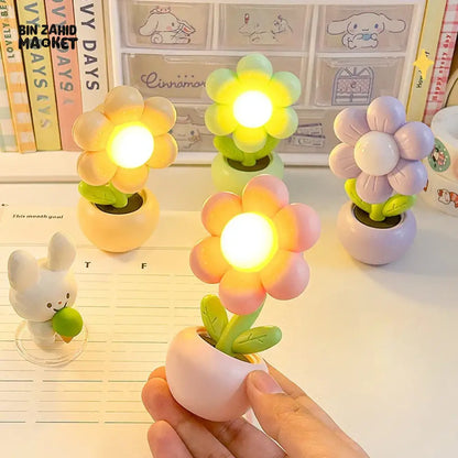 MINI LED FLORAL VASE NIGHT LIGHT